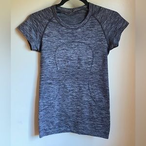 Lululemon Heathered Dark Blueish Navy Grey Swiftly Tech ( size 4 )